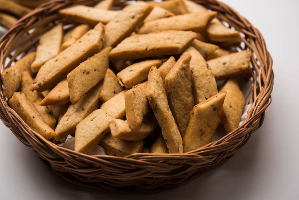 Authentic Nimkii (Namak Para)