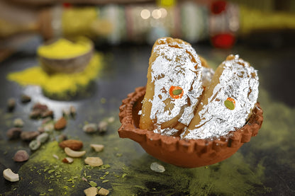 Premium Rawa Gujiya